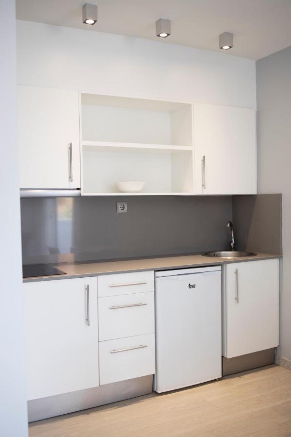 Studio Apartment (1-2 Adults)