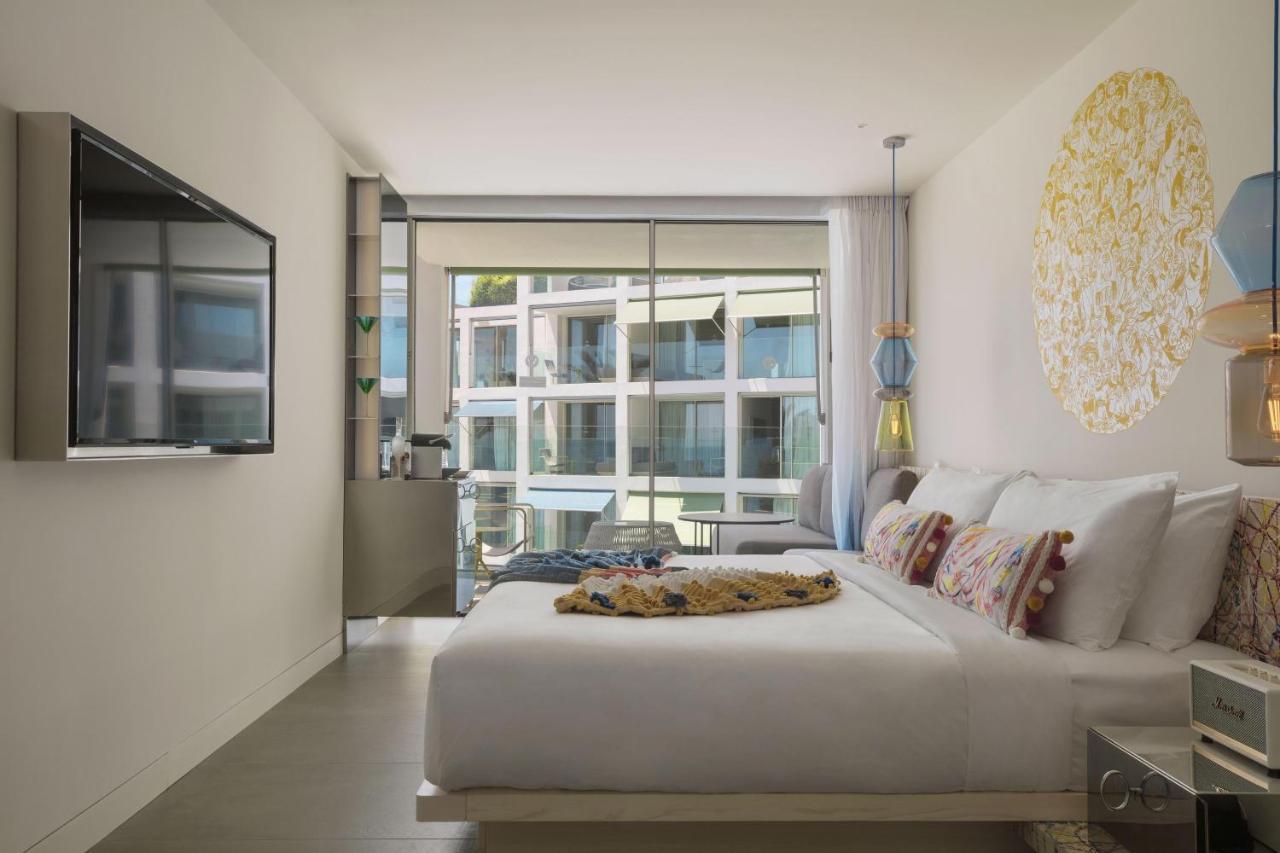 Superior King Room Sea View Balcony