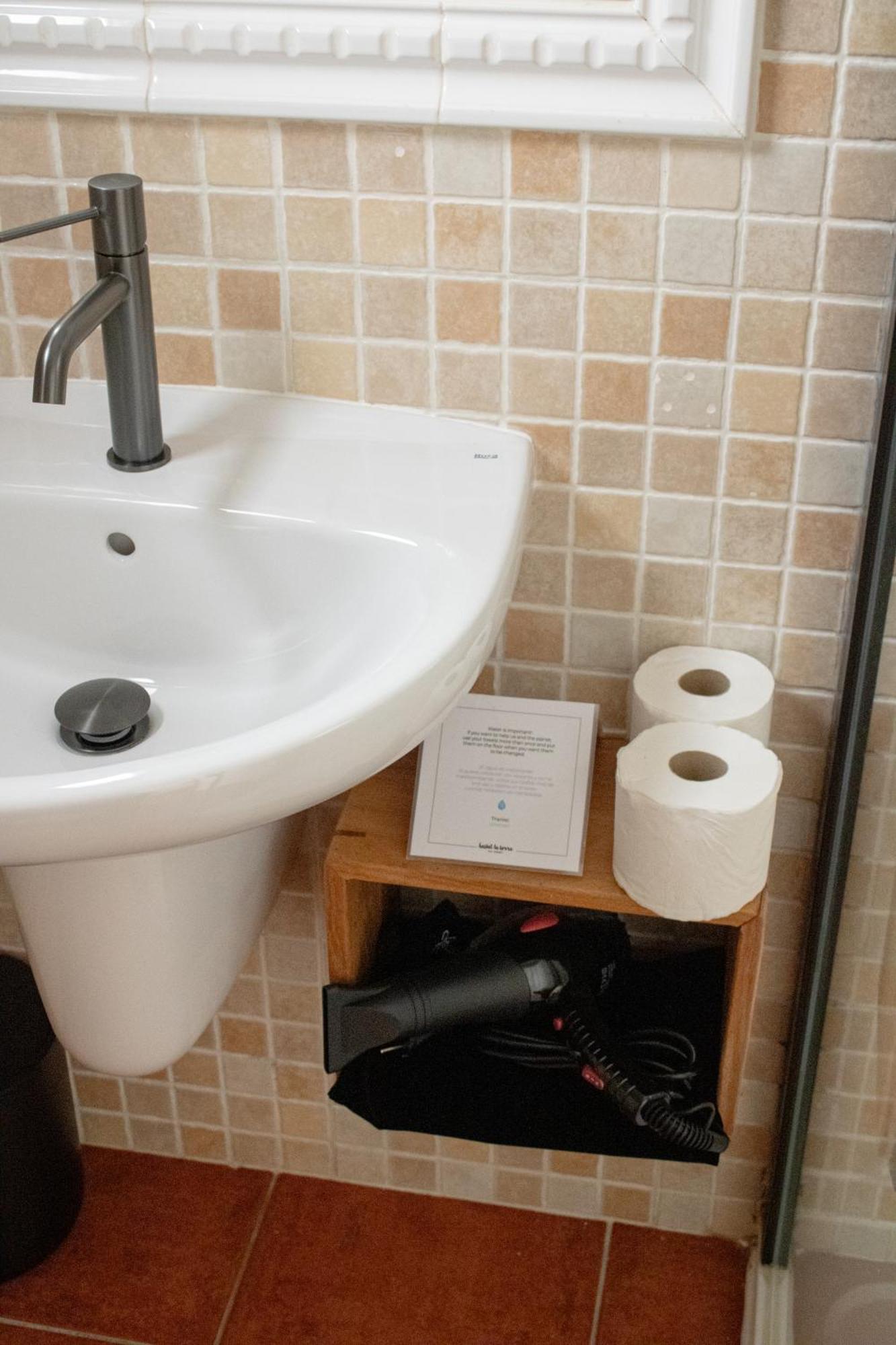 Twin Room with Balcony,1642345580:JPEG