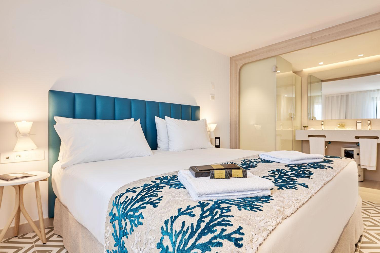 Suite Deluxe,1743161127:JPEG