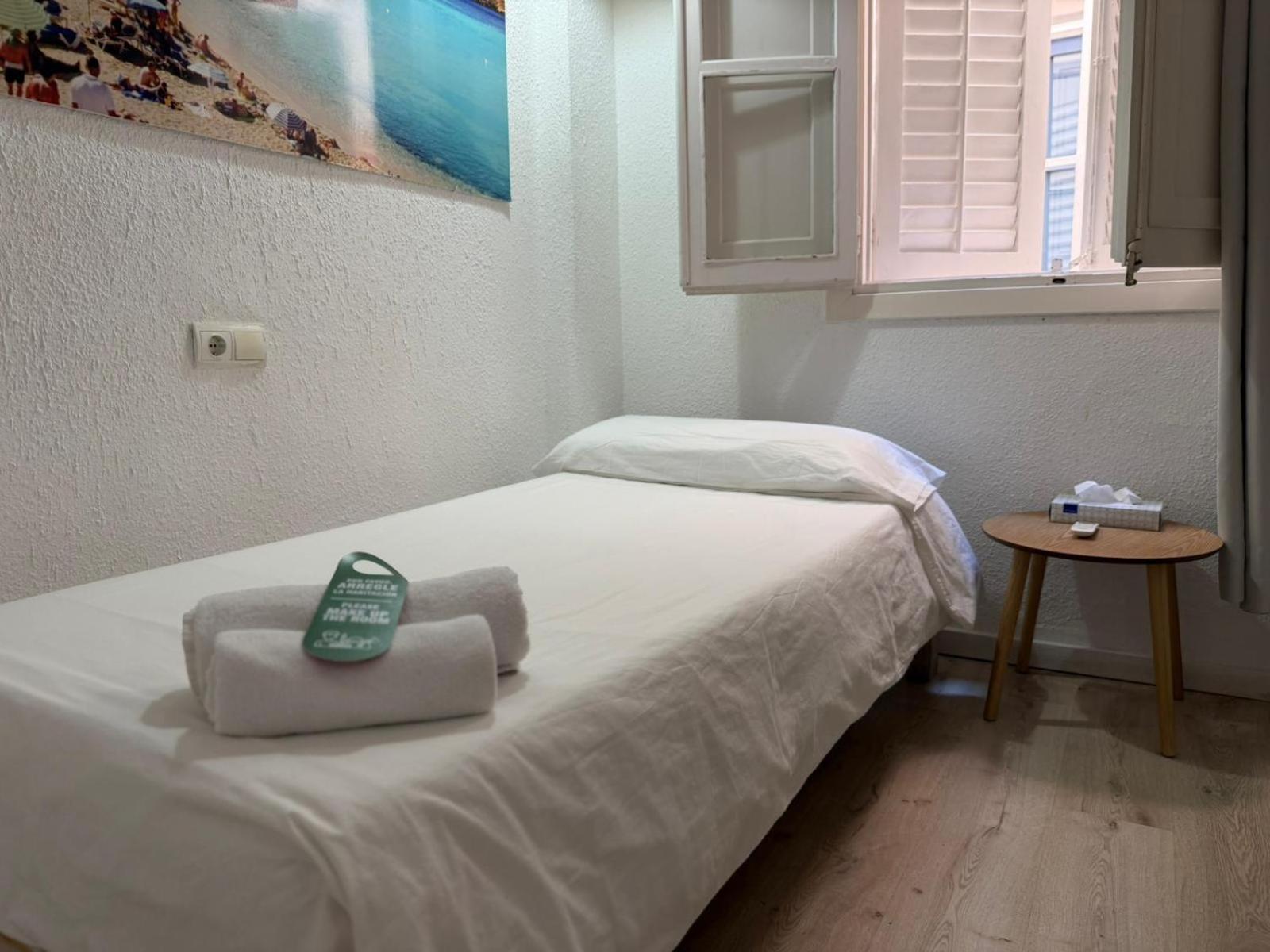 Chambre Simple avec Salle de Bains Commune