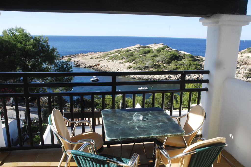 Two-Bedroom Apartment with Sea View,1089484518:JPEG