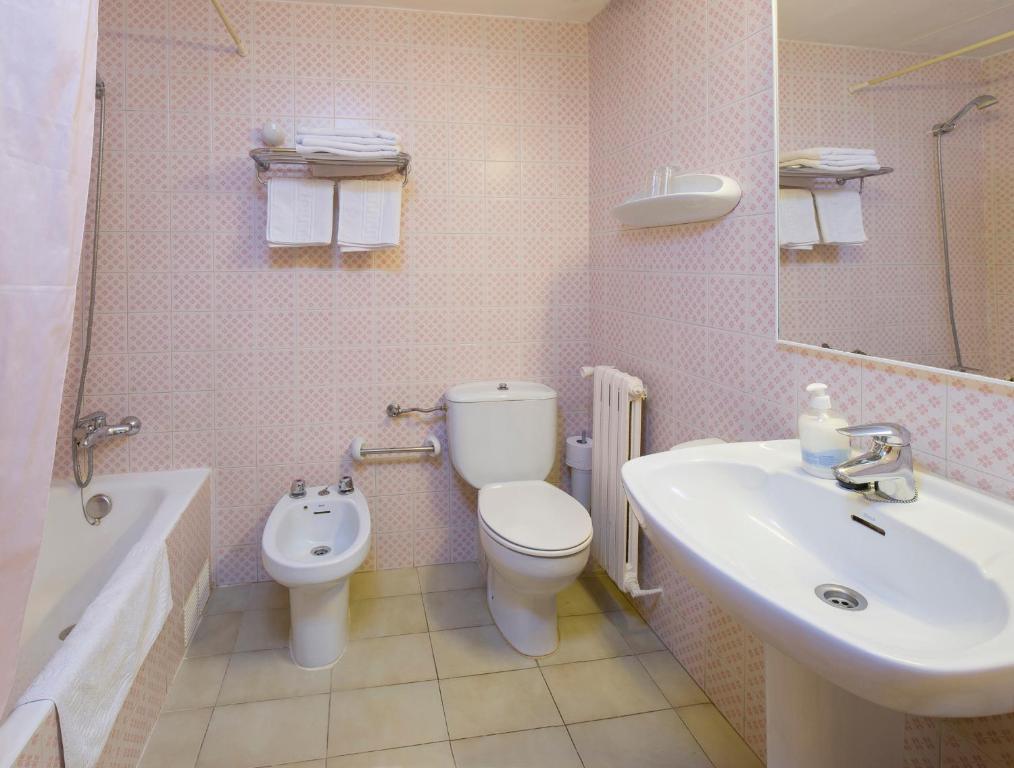 Studio Apartment,1584456127:JPEG