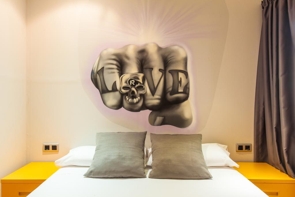 Double Room,413603157:JPEG