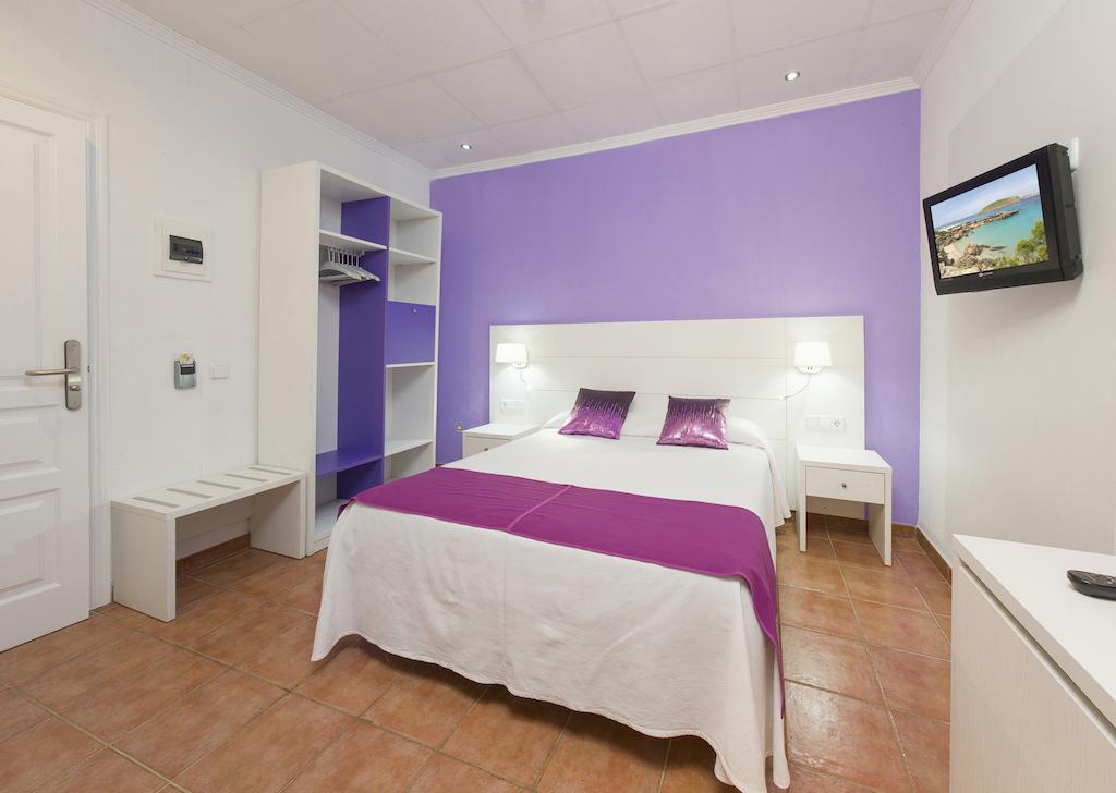 Kamer met Queensize Bed