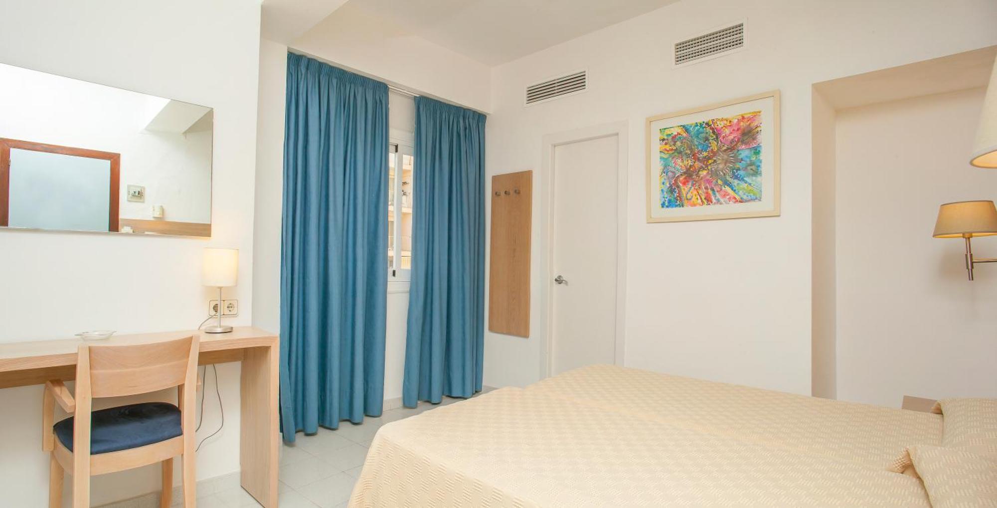 Budget Twin Room,1343927021:JPEG