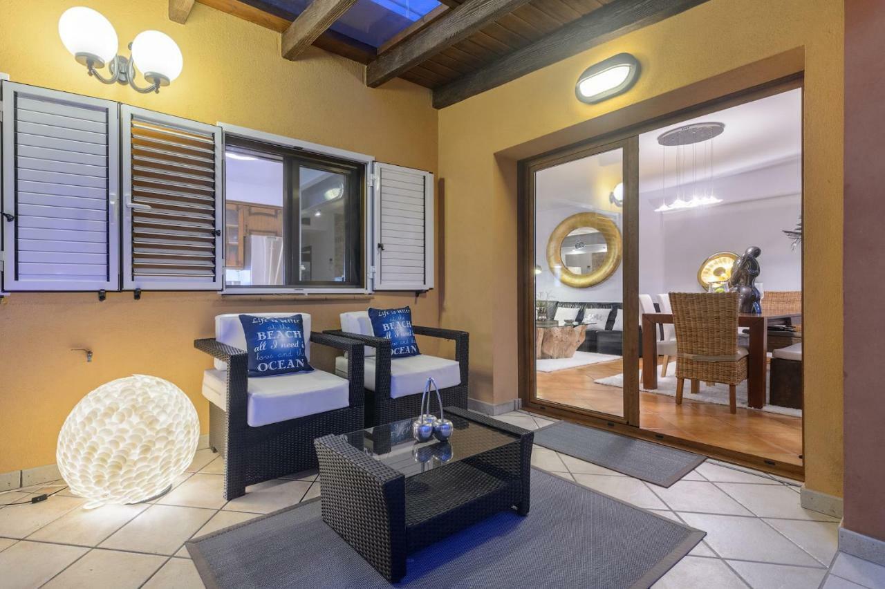 Villa Deluxe