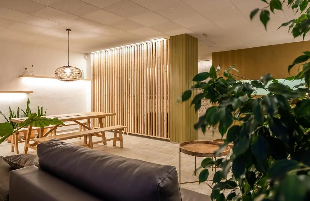 Hostal Residencia Nicolau-1