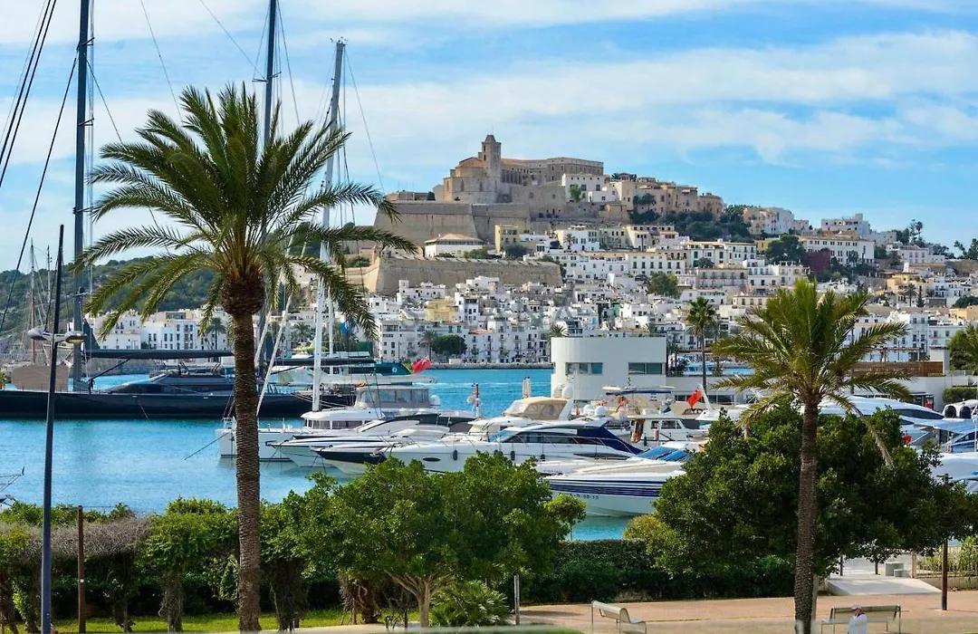 Charming Flat In The Most Exclusive Area Of Ibiza-1
