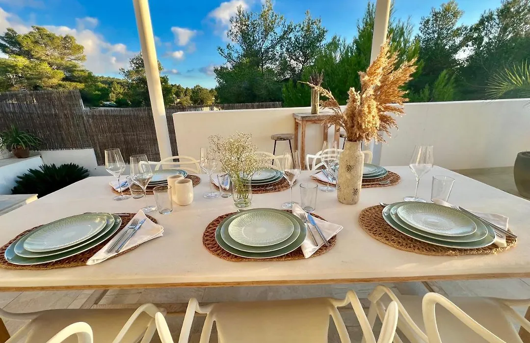 Modern Eivissa Lovers Villa For Families And Couples-1