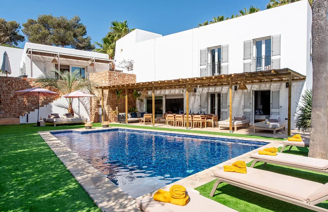 Cap Martinet Talamanca Vila Can Tashellu, Boutique 5 Bed - Sea And Forest View-1