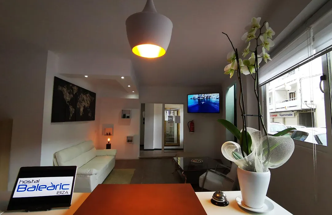 Hostal Balearic (Adults Only)-1