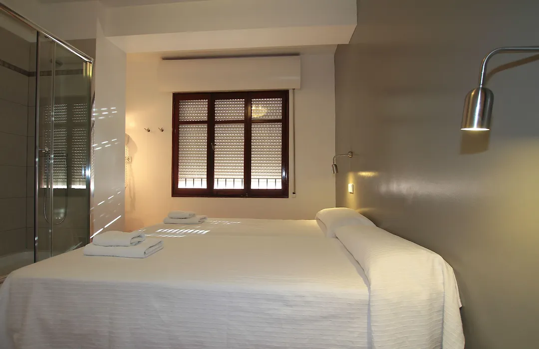 Hostal Ripoll Ibiza-1