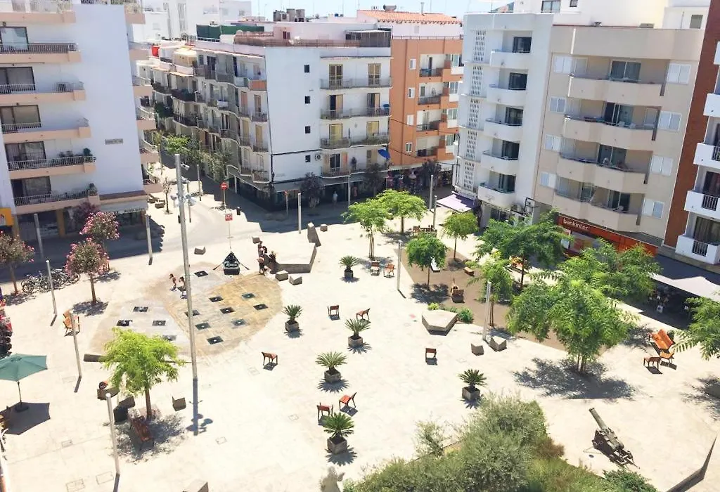 Apartamentos Albertos-1