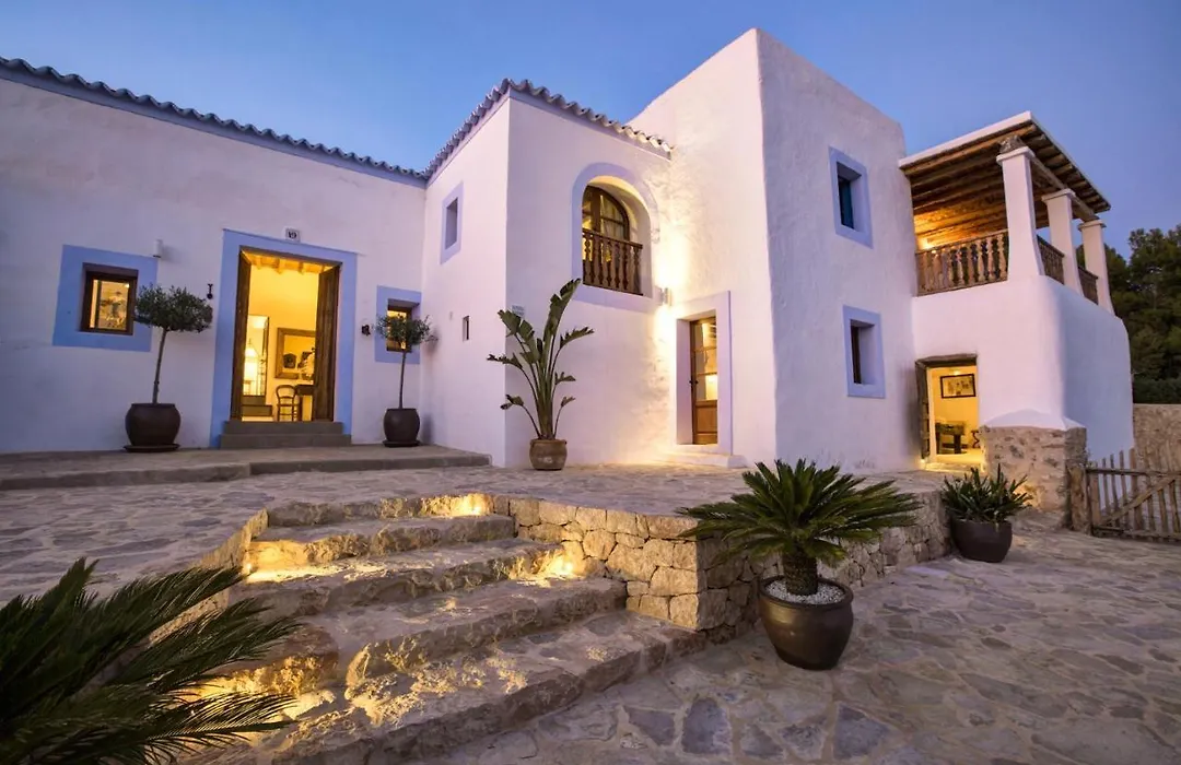 Rent This Luxury Villa With Private Pool, Ibiza Villa 1017-1