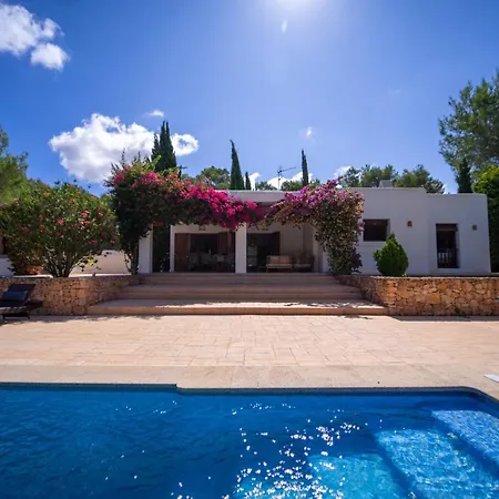 Villa Tegui Is Just A 15 Min Drive To Ibiza Town-3
