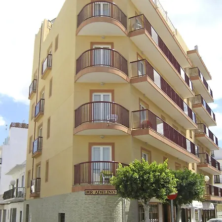 Hostal Adelino-3