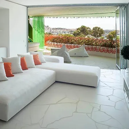 Luxury Apartment To Share W Me - I Live Here - Dalt Vila Views And Gym-3