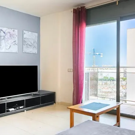Apartamento De Tres Habitaciones En Playa De Embossa-2