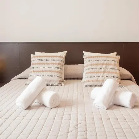 Villa Near Ibiza Town Sleeps 1214-2