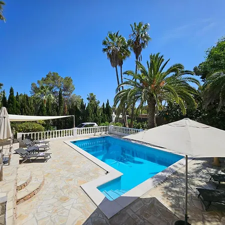 Ibiza Family retreat private pool, garden under palms-2
