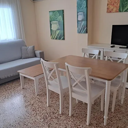Apartamentos Cala Llonga-2