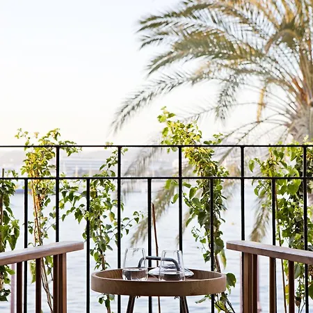 Cbbc Suites Port Vell-2