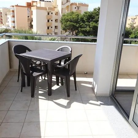 Boras Daus Apartments-3