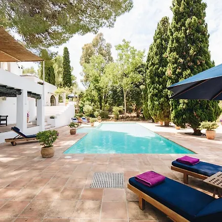 Beautiful 6 Bedroom Villa With Tennis Court, Ibiza Villa 1031-2