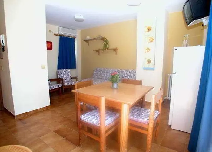 Apartamentos Ebusus Santa Eulària des Riu