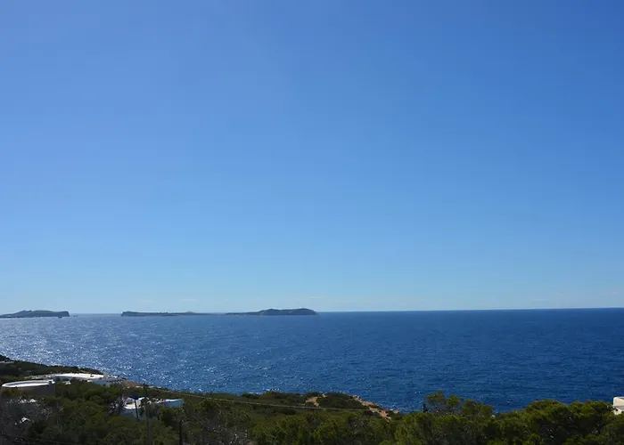 Villa Overlooking The Sea+Wifi+8P. Sant Antoni de Portmany acceptant les animaux