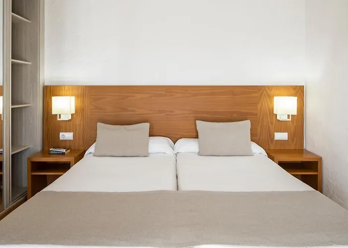 Apartamentos El Moro Sant Antoni de Portmany