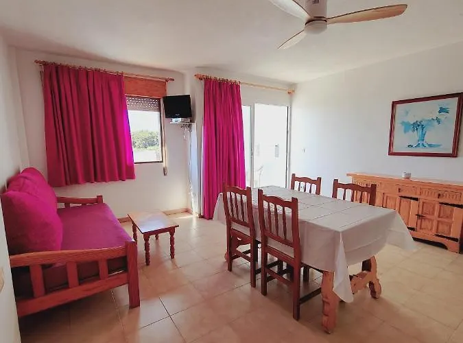 Apartamentos Mar Bella Es Cana admite animales