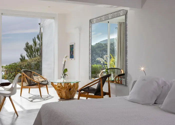 Hôtels cinq étoiles à Ibiza