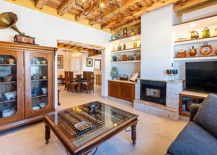 Villa Can Cardona Montecristo