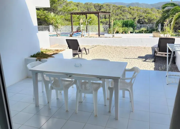 Las terrazas de Cala Codolar San José