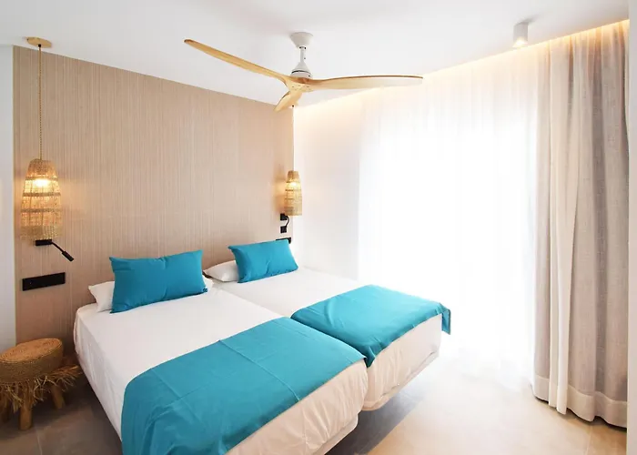 Villa Residencial Bogamari Sant Antoni de Portmany con Piscina