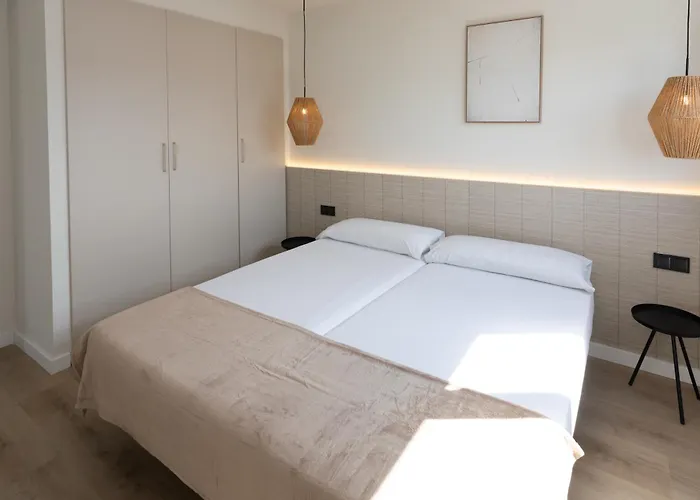 Apartamentos San Antonio Beach