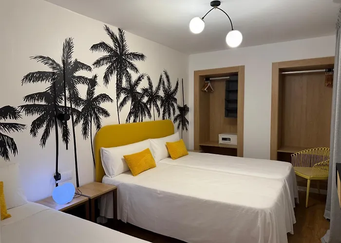 Aparthotel Boutique Poniente Playa Sant Antoni de Portmany