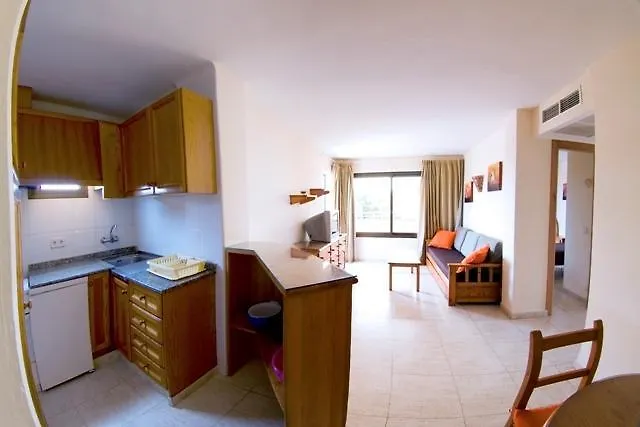 Apartamentos Regina Park Playa d'en Bossa