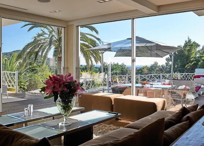Rent Your Luxury 5 Bedroom Villa, Ibiza Villa 1013 Santa Eulalia del Río